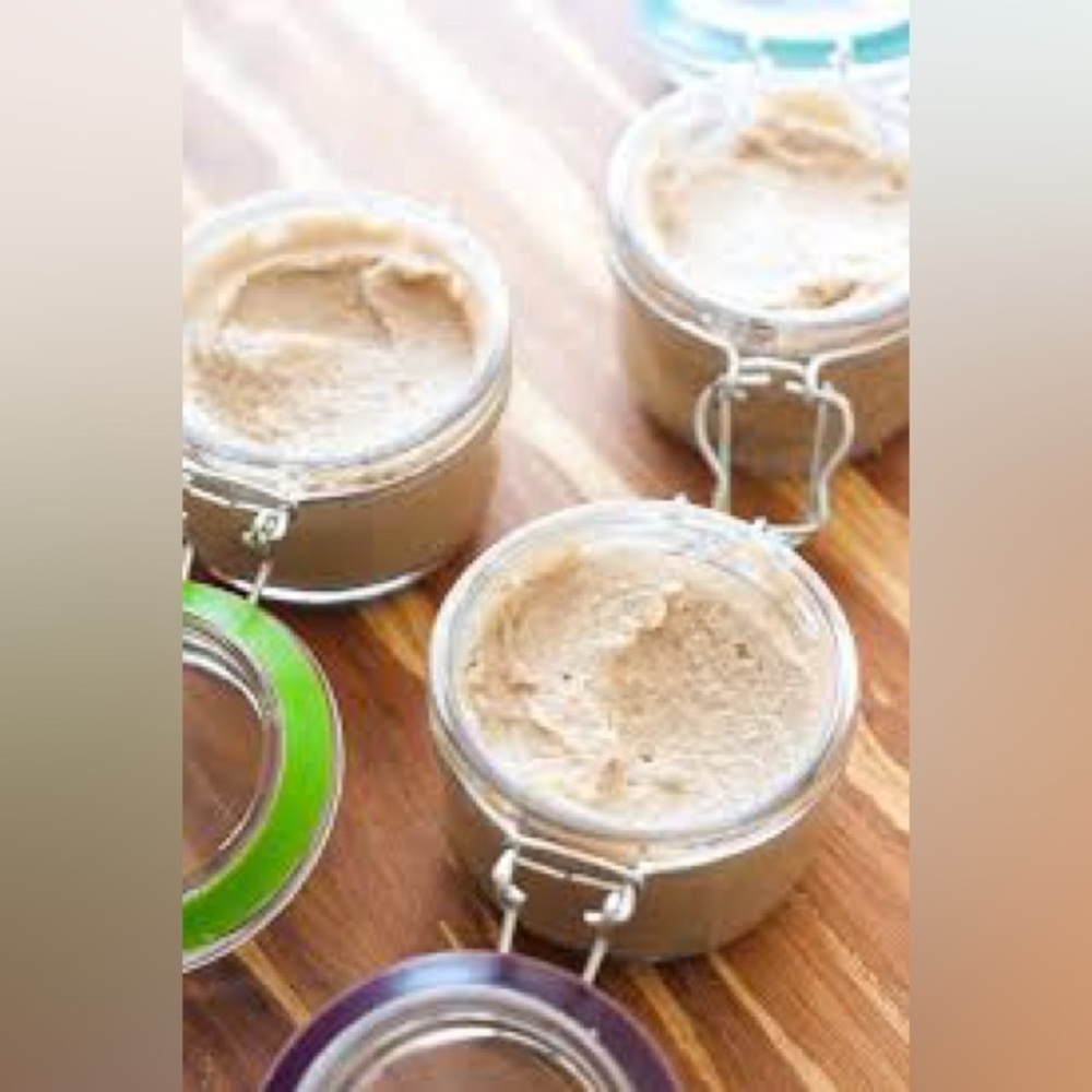 Organic Skincare Bundle - 15 Full Size Products and Applicators - Picture 3 of 13